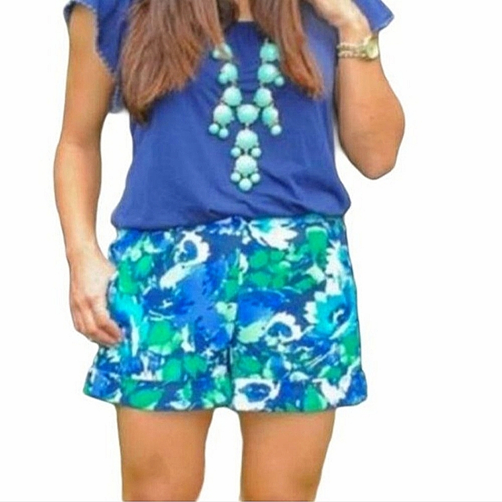 New York & Company 7th Avenue Floral High Waisted Shorts 🌸 Size 8
